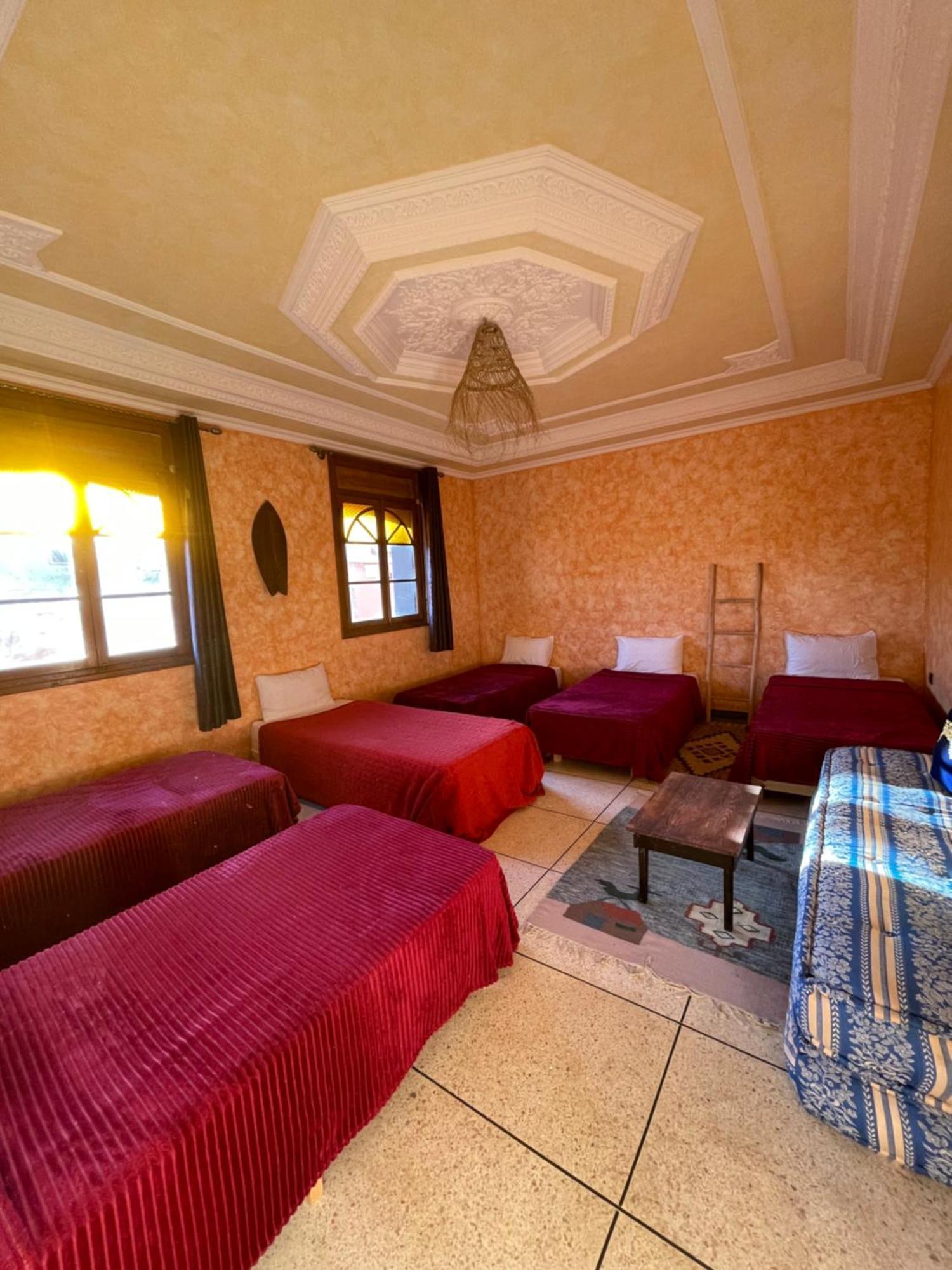 Hostel Berber Waves Surf House Tamraght Exterior foto